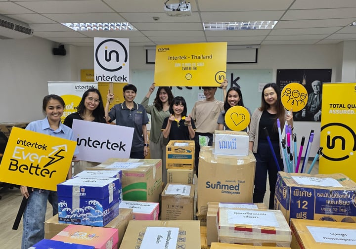 Supporting flood victims in Thailand